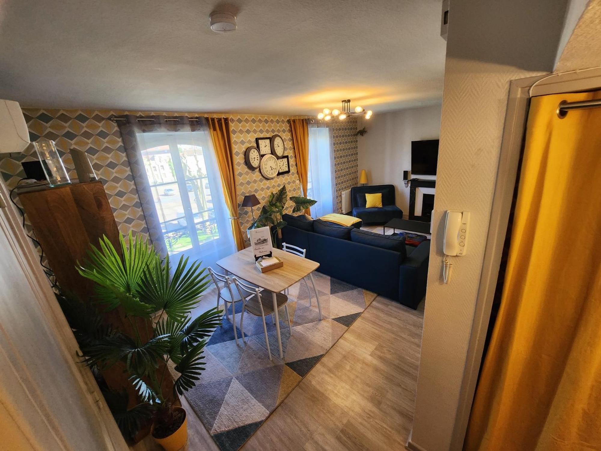 Ferienwohnung L'@Ppart Châtillon-sur-Chalaronne Exterior foto